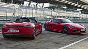 Представлены мощнейшие версии Porsche 718 Boxster и Cayman
